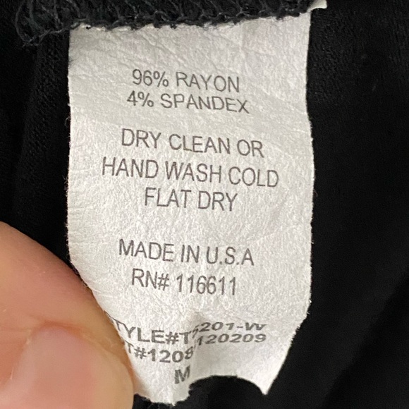 Maternal America Black Ruffle Front Tank Medium - Picture 4 of 6